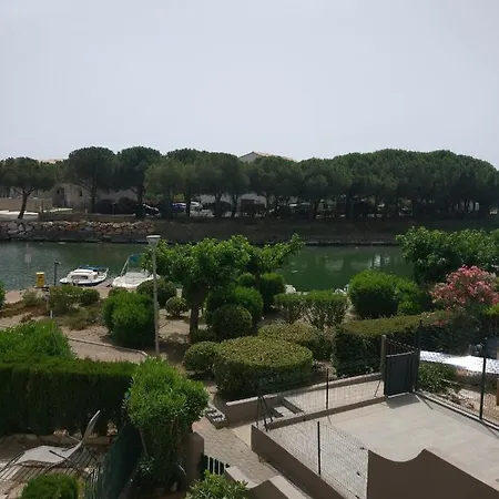 Avec Vue Marina Apartment